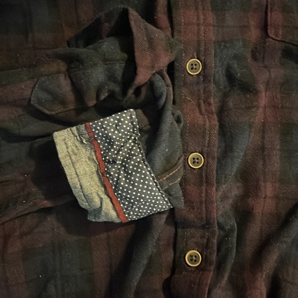 Casual plaid button down - Picture 3 of 4